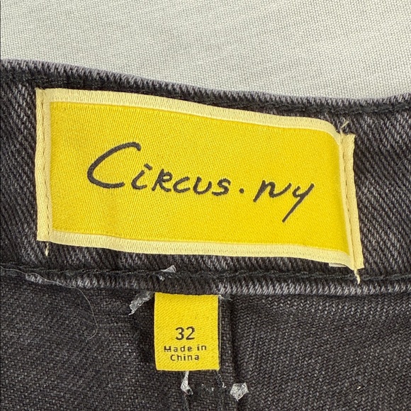 Circus NY Jeans Wm 32 High Waist Slouchy Faded Black Distressed Wide Leg Plus - Picture 10 of 14